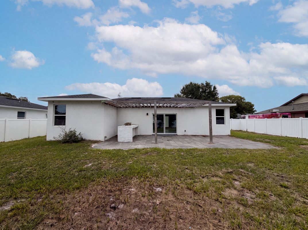 Photo 5 of 18 of 1140 Bancroft St, Deltona, FL