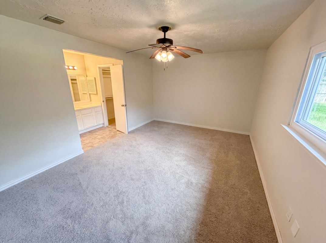 Photo 12 of 19 of 17110 Golf Club Dr, Crosby, TX