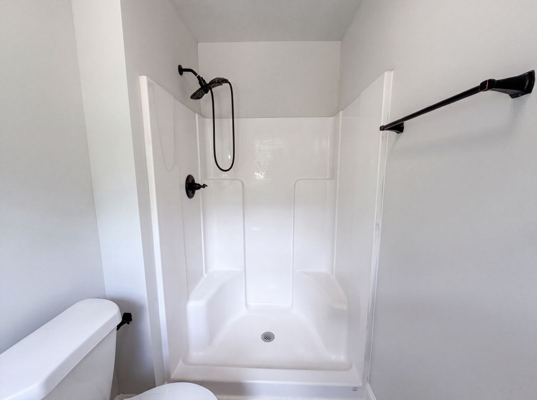 Photo 15 of 20 of 704 Morningside Dr, Mount Holly, NC