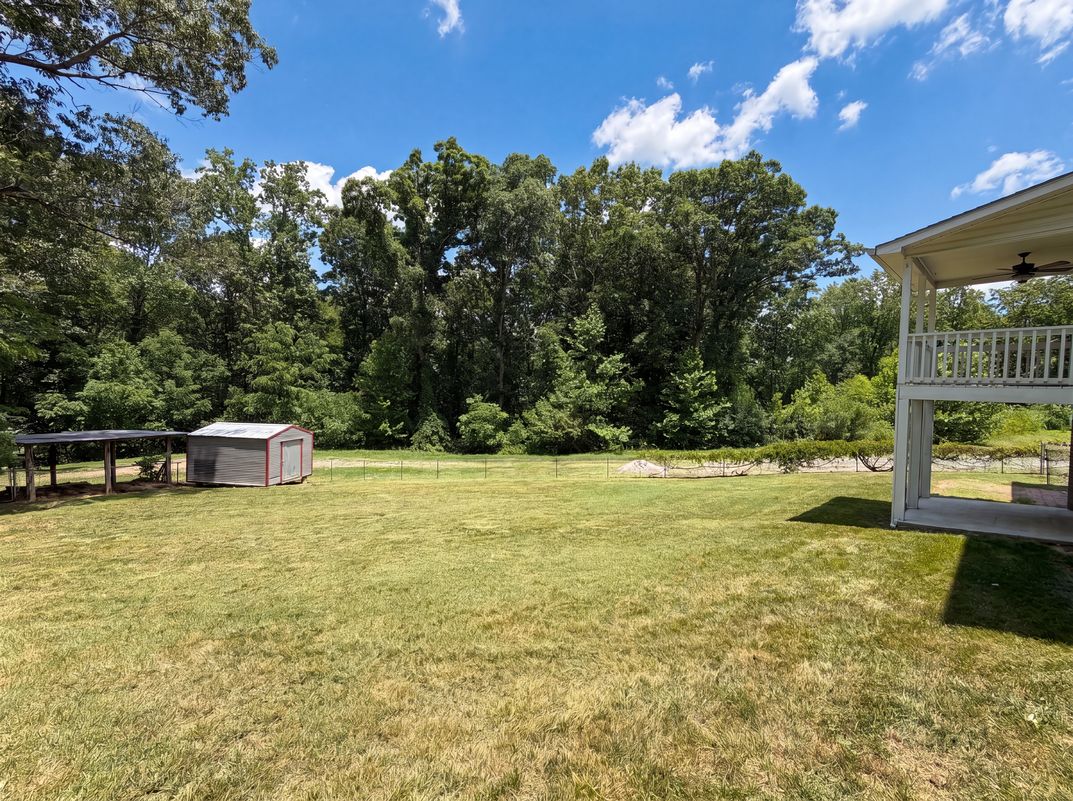 Photo 21 of 27 of 311 Hickory Wood Dr, Kannapolis, NC
