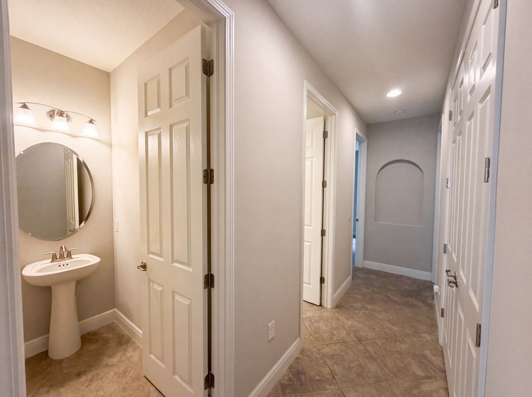 Photo 31 of 44 of 2575 Grand Lakeside Dr, Palm Harbor, FL
