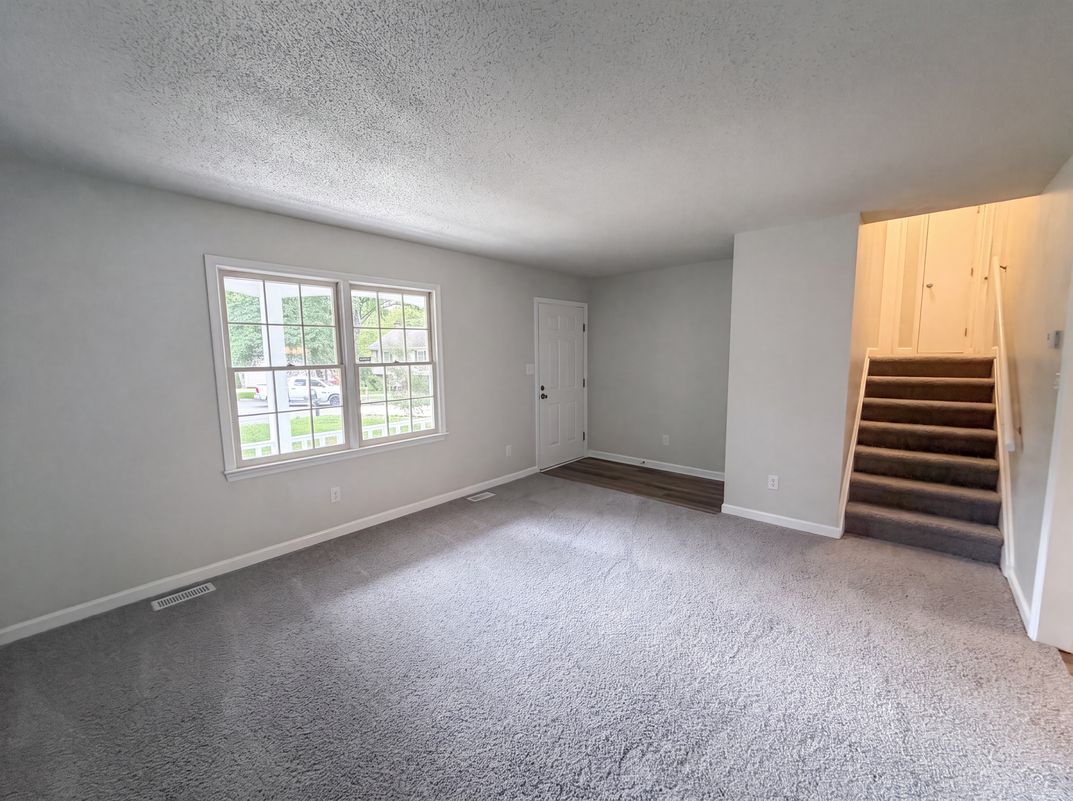 Photo 3 of 18 of 11 Chanter Ct, Durham, NC