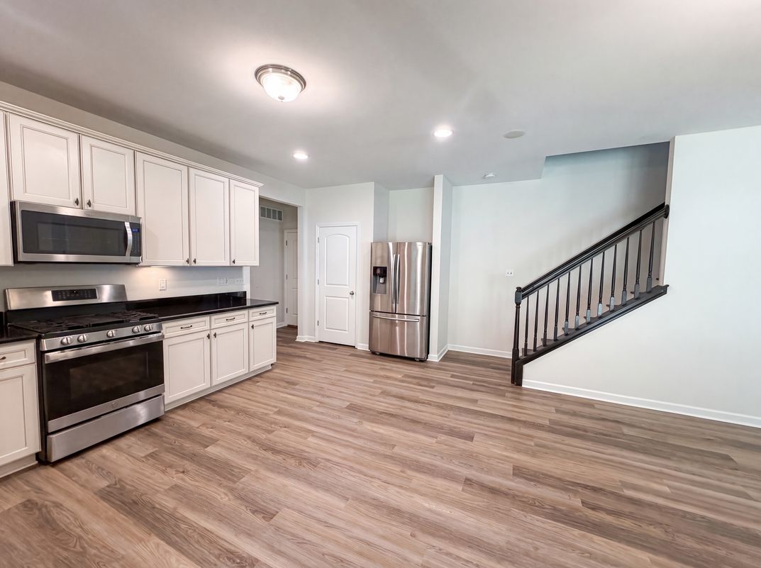 Photo 19 of 28 of 5945 Hawkins Ridge Ct, Saint Louis, MO