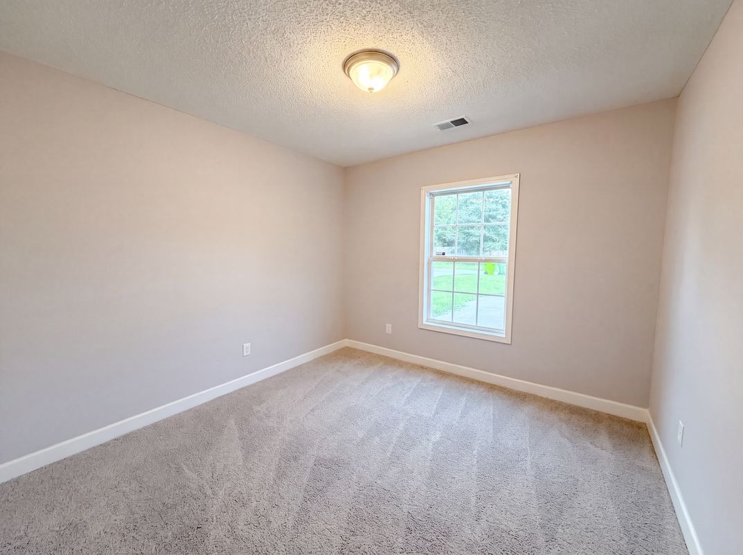 Photo 12 of 17 of 1 Plover Ct, Columbia, SC