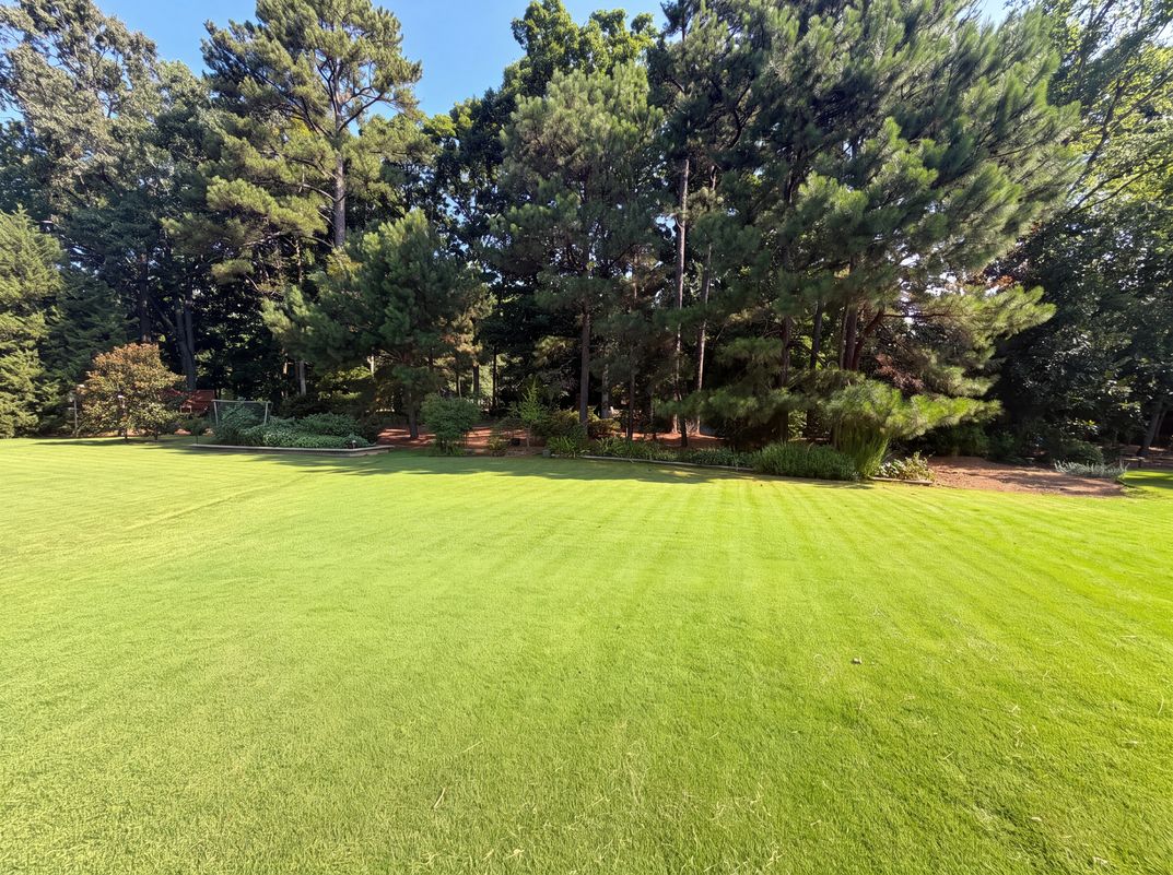 Photo 18 of 20 of 1279 Dairy Glen Dr, Fuquay Varina, NC