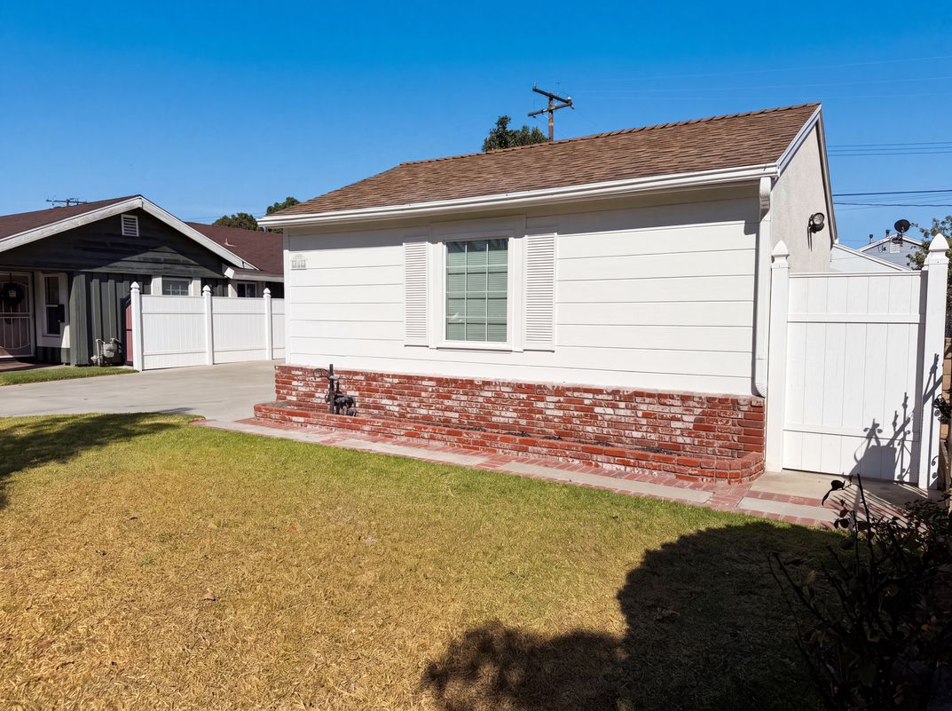 Photo 23 of 27 of 11844 Graystone Ave, Norwalk, CA