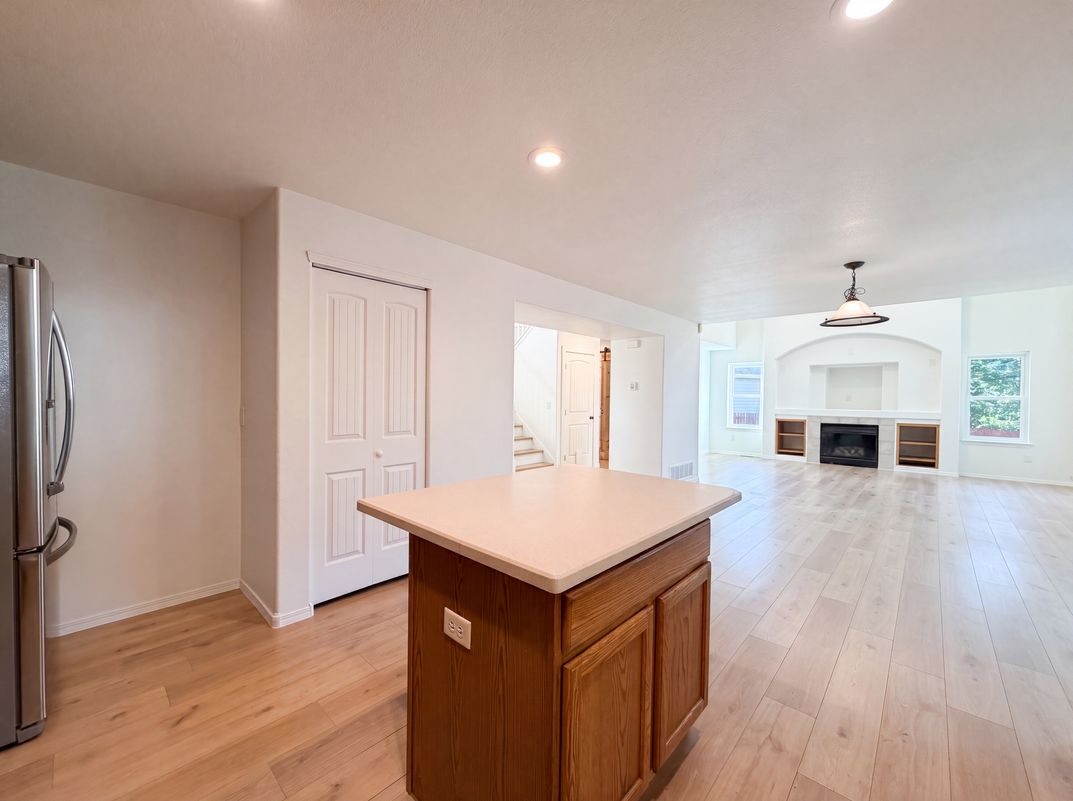Photo 17 of 48 of 10562 Falcon St, Longmont, CO