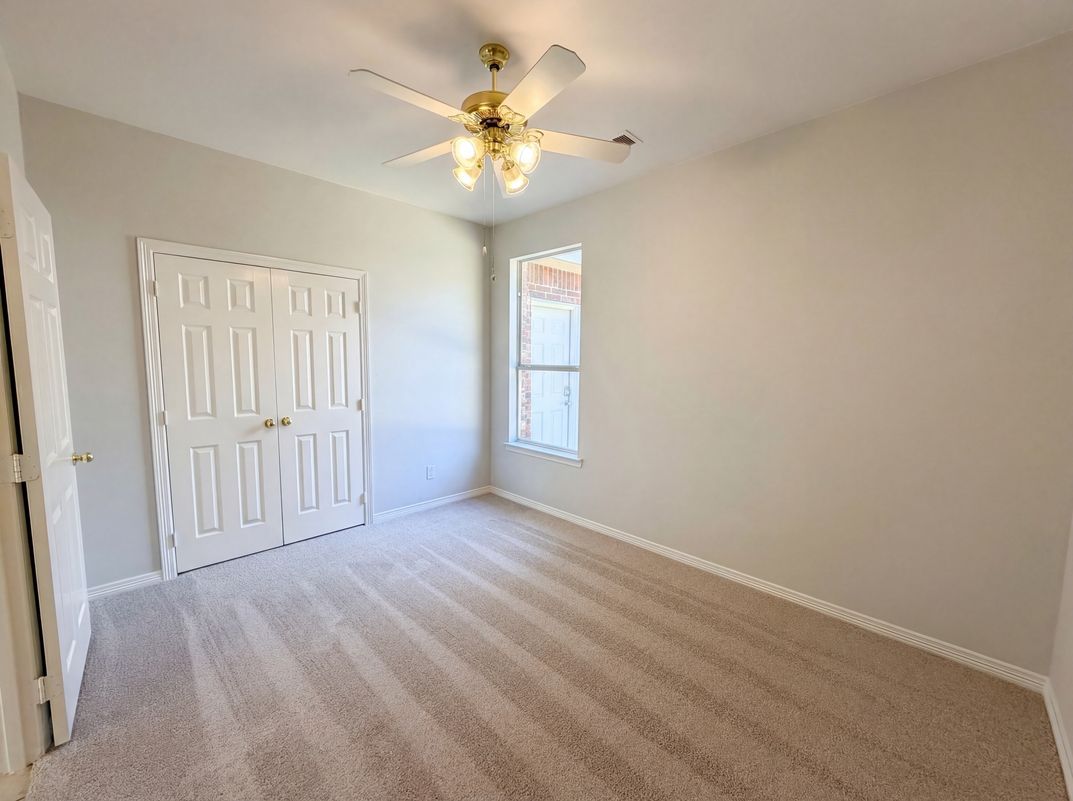 Photo 17 of 34 of 1412 Spring Ridge Ln, Flower Mound, TX