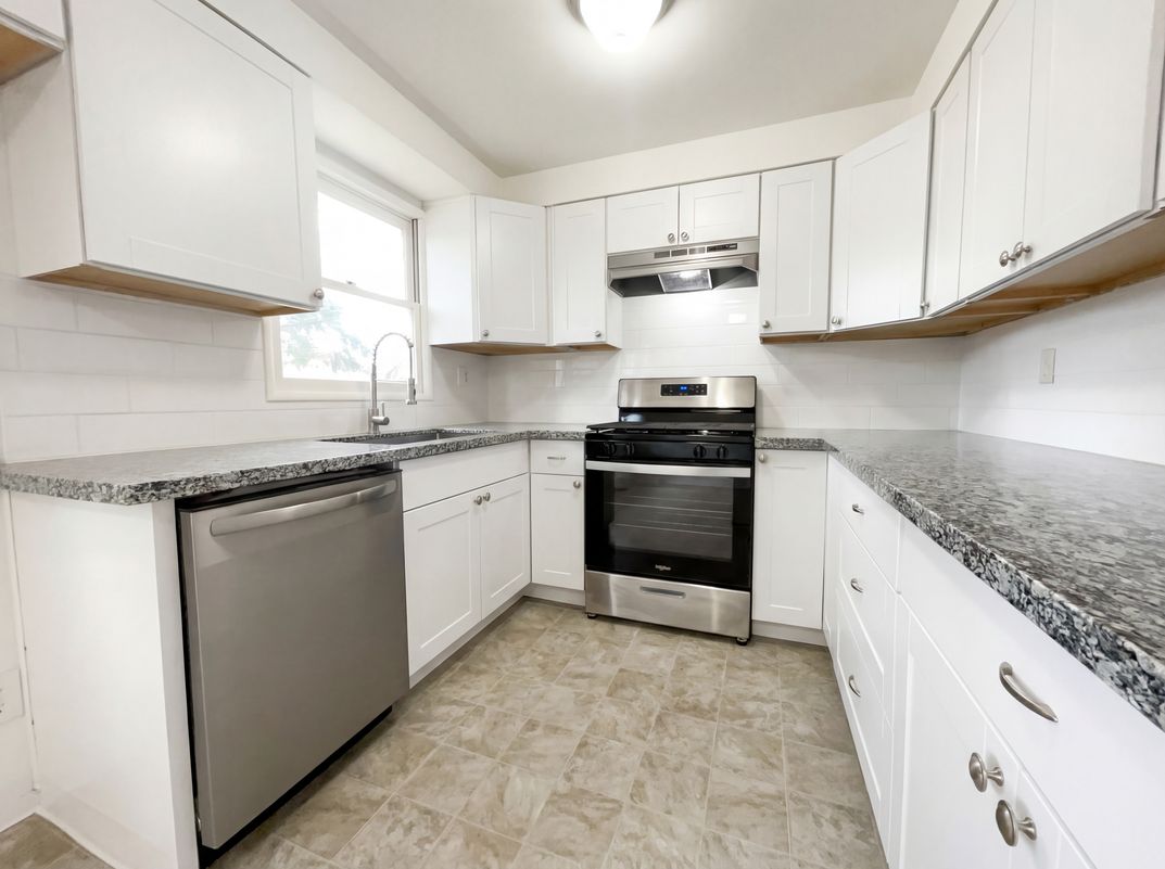 Property photo 2 of 3100 SE 166th Ave