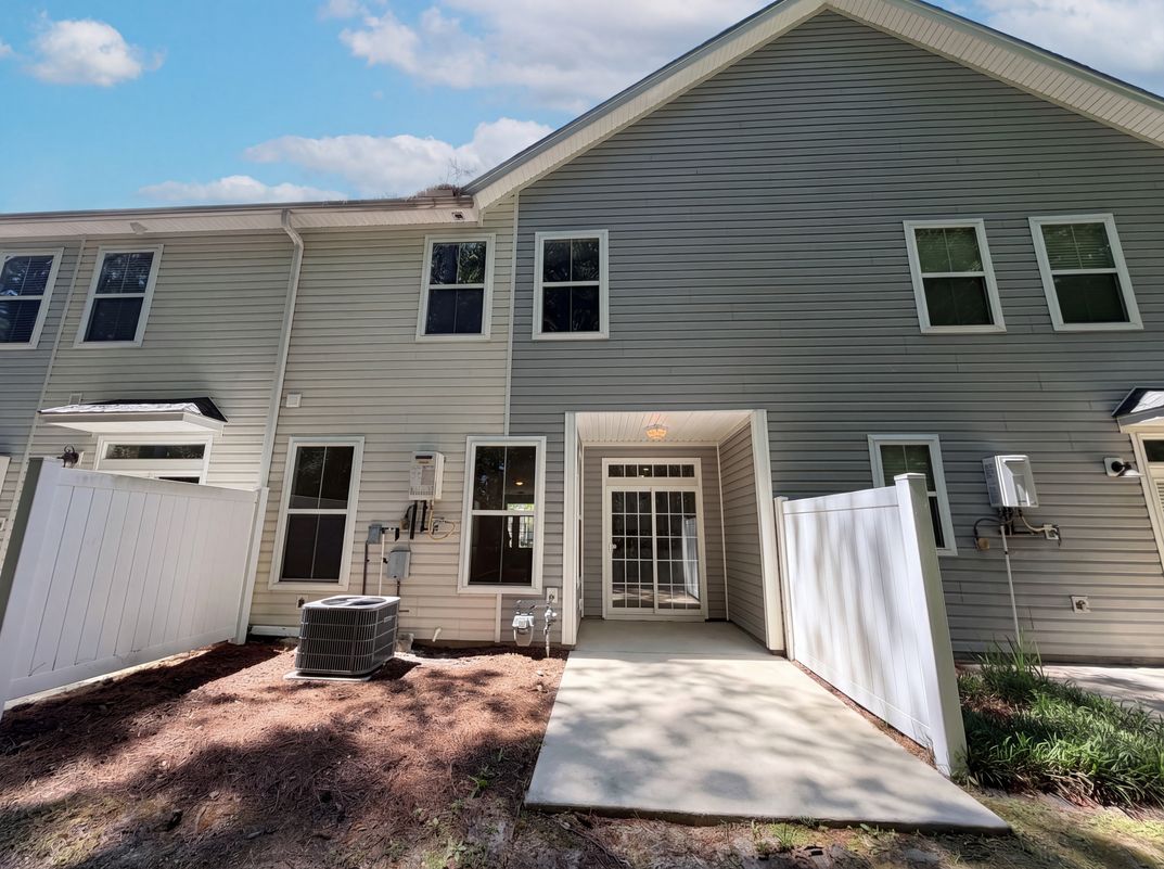 Photo 5 of 17 of 9622 Scarborough Ct, Summerville, SC