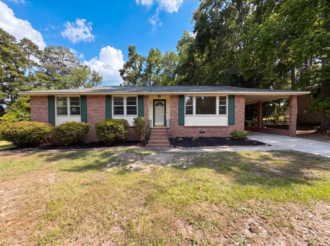 Property photo 1 of 20 Moonglo Cir