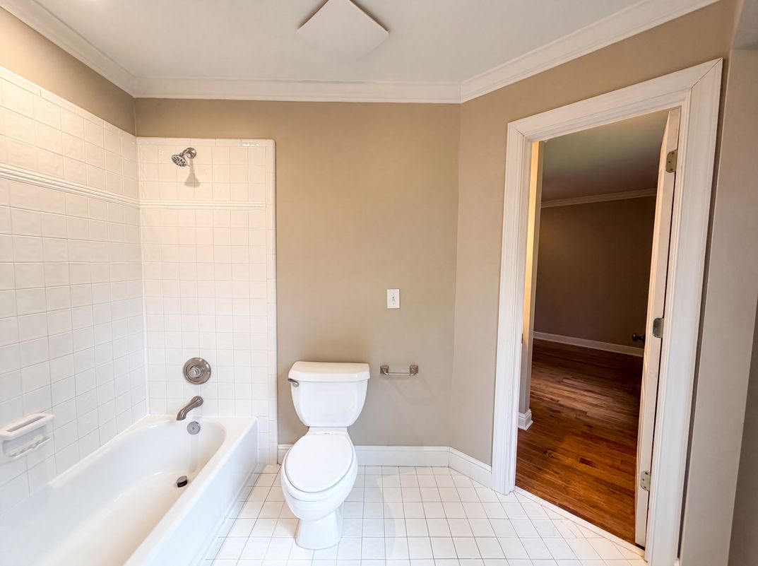 Photo 16 of 84 of 7030 Willowick Dr, Brentwood, TN