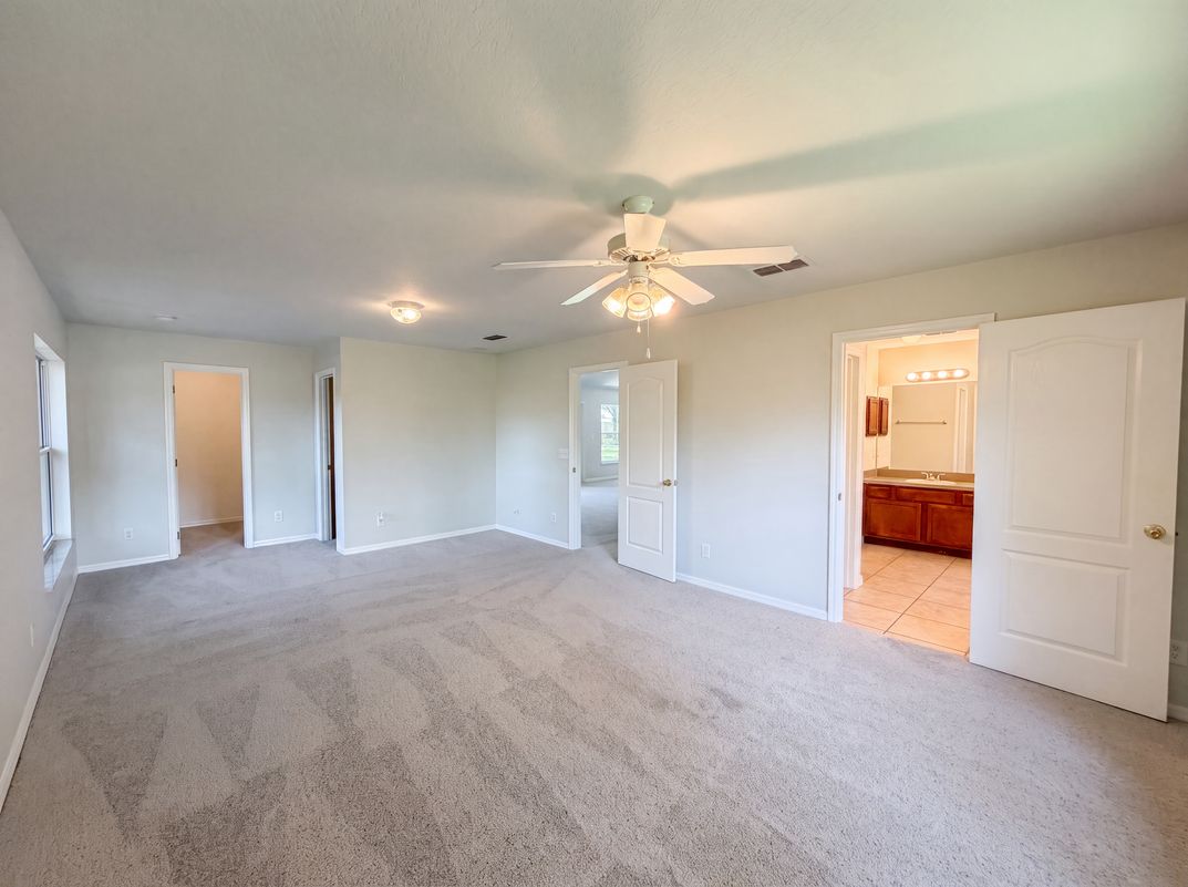 Photo 4 of 33 of 306 Garden Oak Ct, Apopka, FL