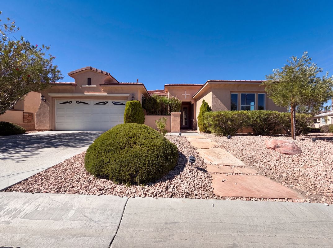 Property photo 1 of 10228 Donde Ave