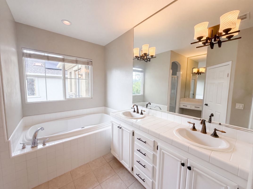 Photo 15 of 27 of 48 Laurelhurst Dr, Ladera Ranch, CA
