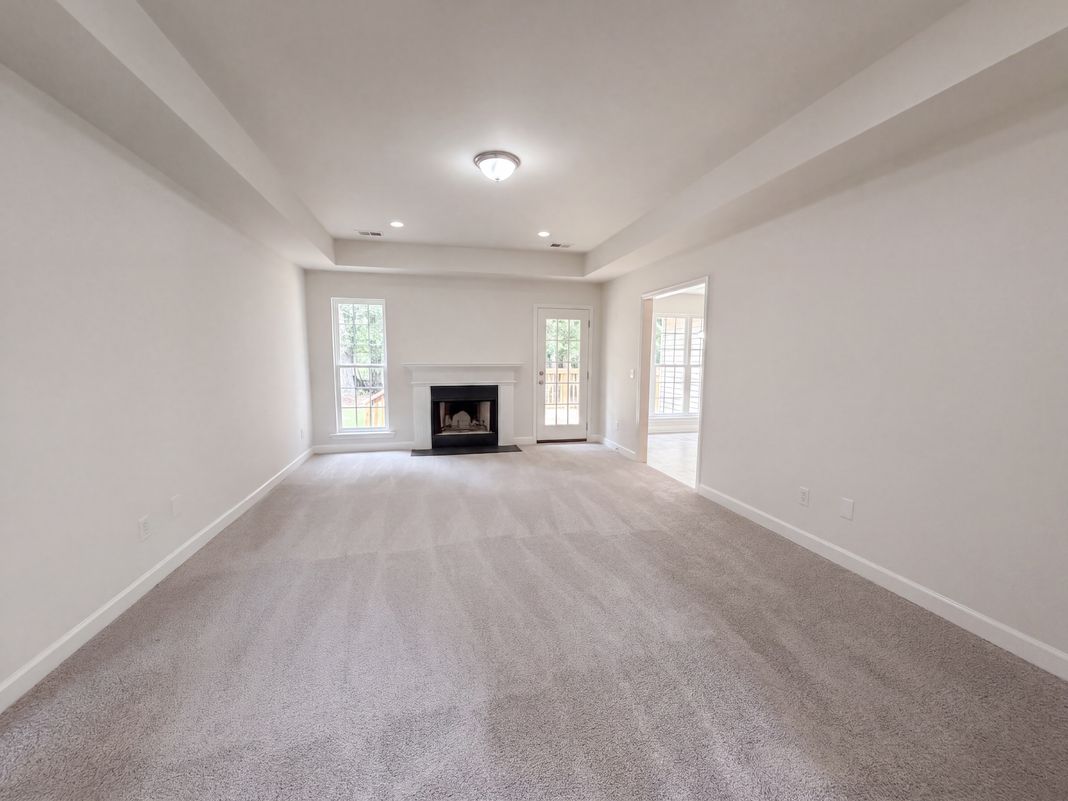 Photo 3 of 29 of 105 Sorrel Tree Ln, Elgin, SC