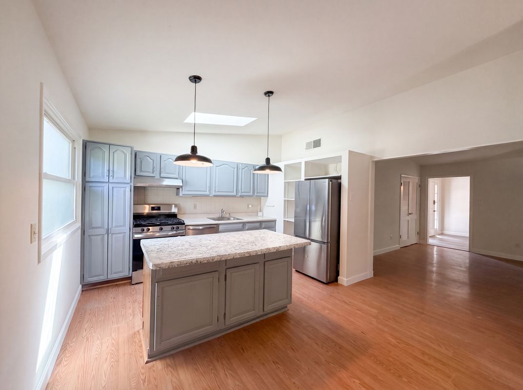 Property photo 2 of 30 Graeler Dr