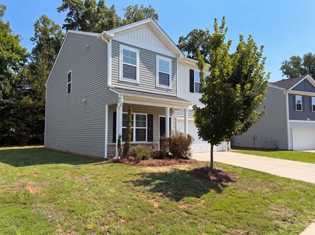 Photo 22 of 28 of 1957 Glenburn Dr, Winston Salem, NC