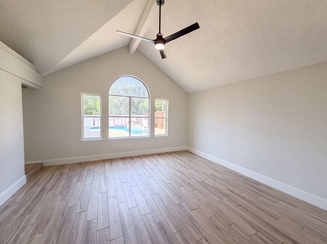Photo 11 of 25 of 713 Lake Bluff Dr, Flower Mound, TX