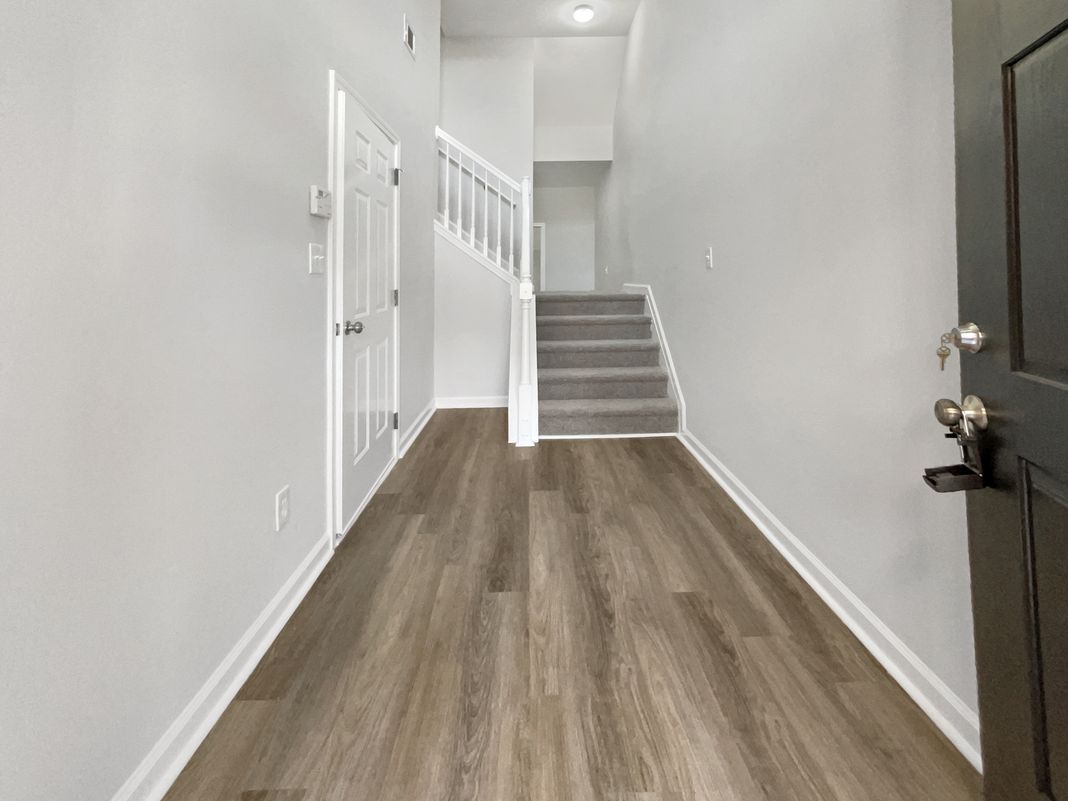 Photo 36 of 52 of 1622 Halliard Dr, Lawrenceville, GA