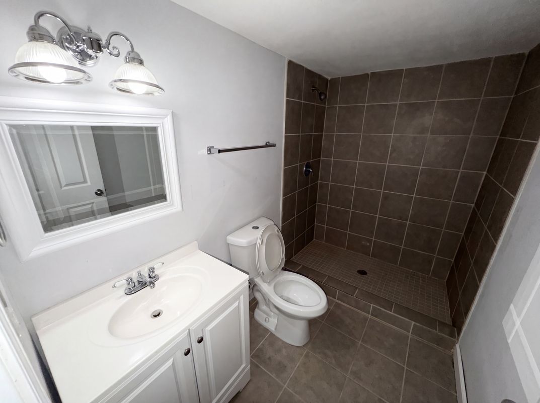 Photo 15 of 26 of 2336 Nesbitt Dr NE, Brookhaven, GA