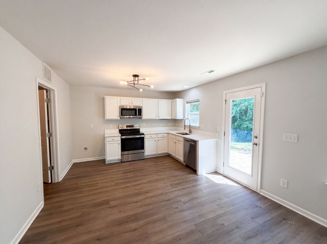 Photo 2 of 16 of 4716 Queen Pierrette St, Raleigh, NC