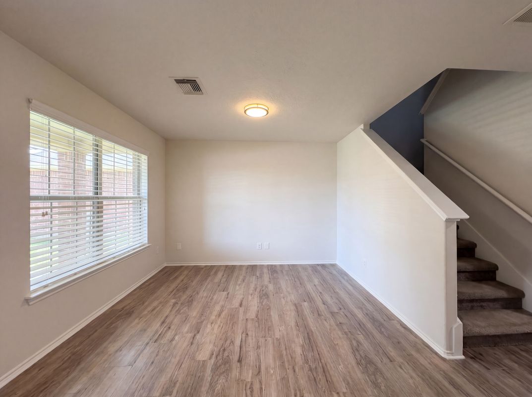 Photo 6 of 22 of 20615 Sandy Bay Ln, Katy, TX