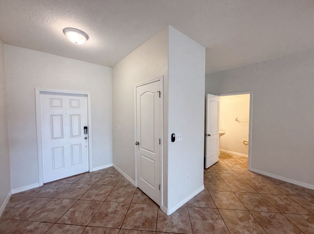 Photo 7 of 33 of 13717 Rosette Rd, Hudson, FL