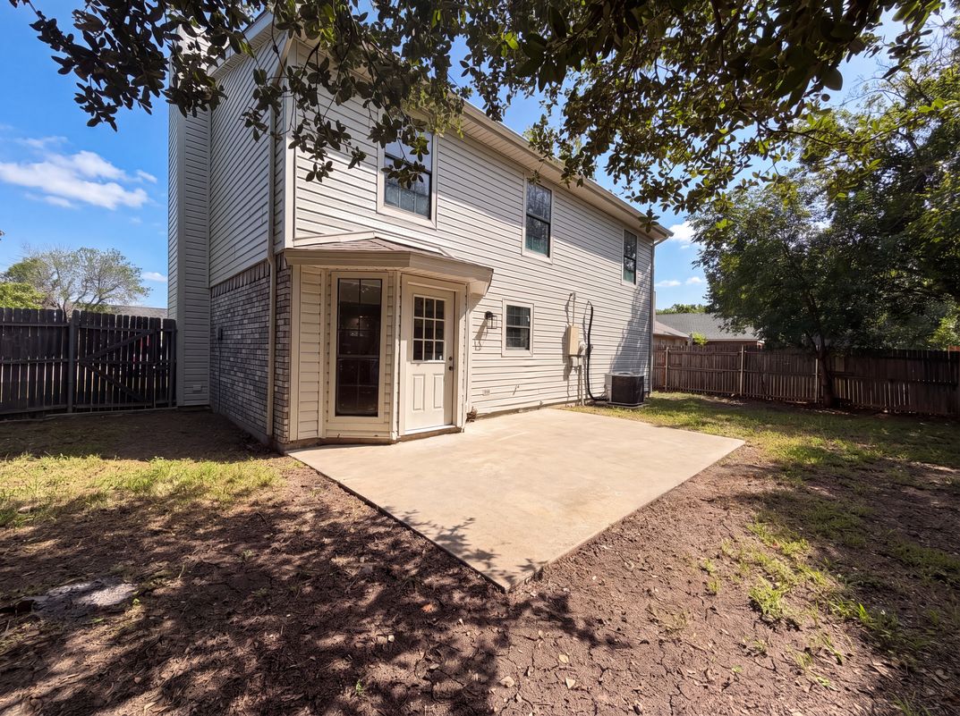 Photo 24 of 27 of 4300 Windwillow Ct, Fort Worth, TX