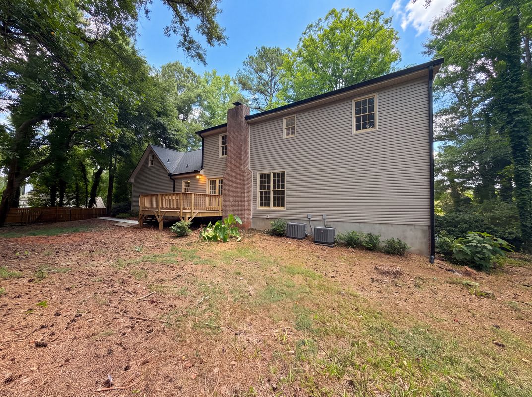 Photo 26 of 29 of 4379 Inns Brook Dr, Snellville, GA