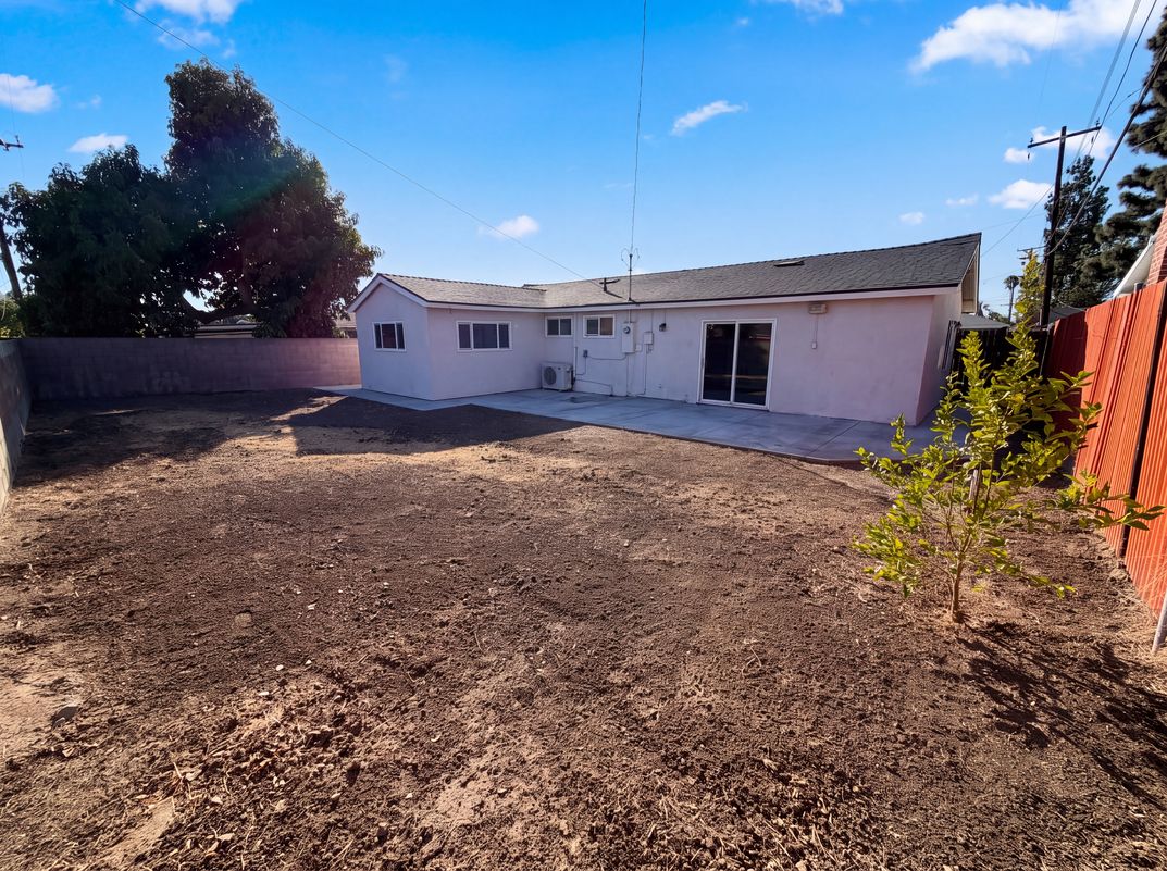 Photo 5 of 33 of 17138 Gumbiner Dr, La Puente, CA