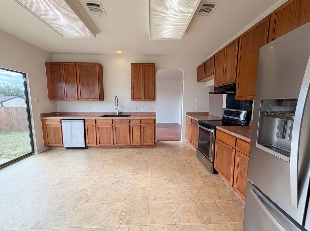 Photo 2 of 19 of 8506 Sunset Canyon Dr, Temple, TX