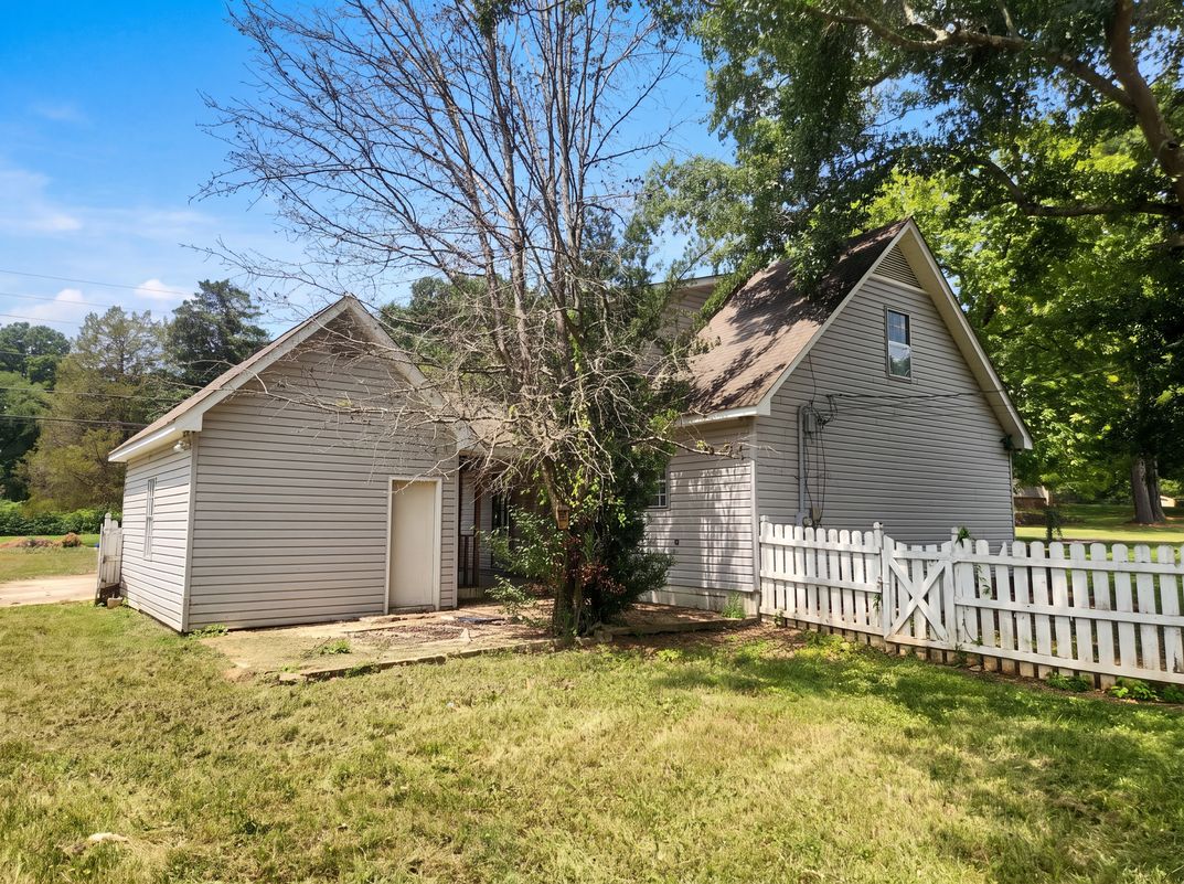 Photo 50 of 58 of 4334 Morningside Dr, Helena, AL
