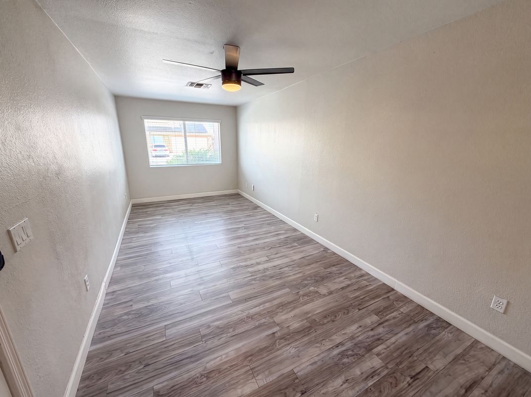 Photo 12 of 30 of 16245 W Tonto St, Goodyear, AZ