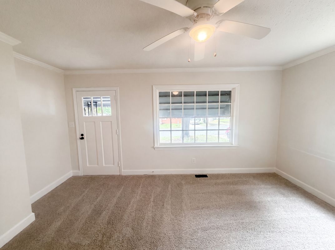Photo 3 of 15 of 2403 Rowe St, Greensboro, NC