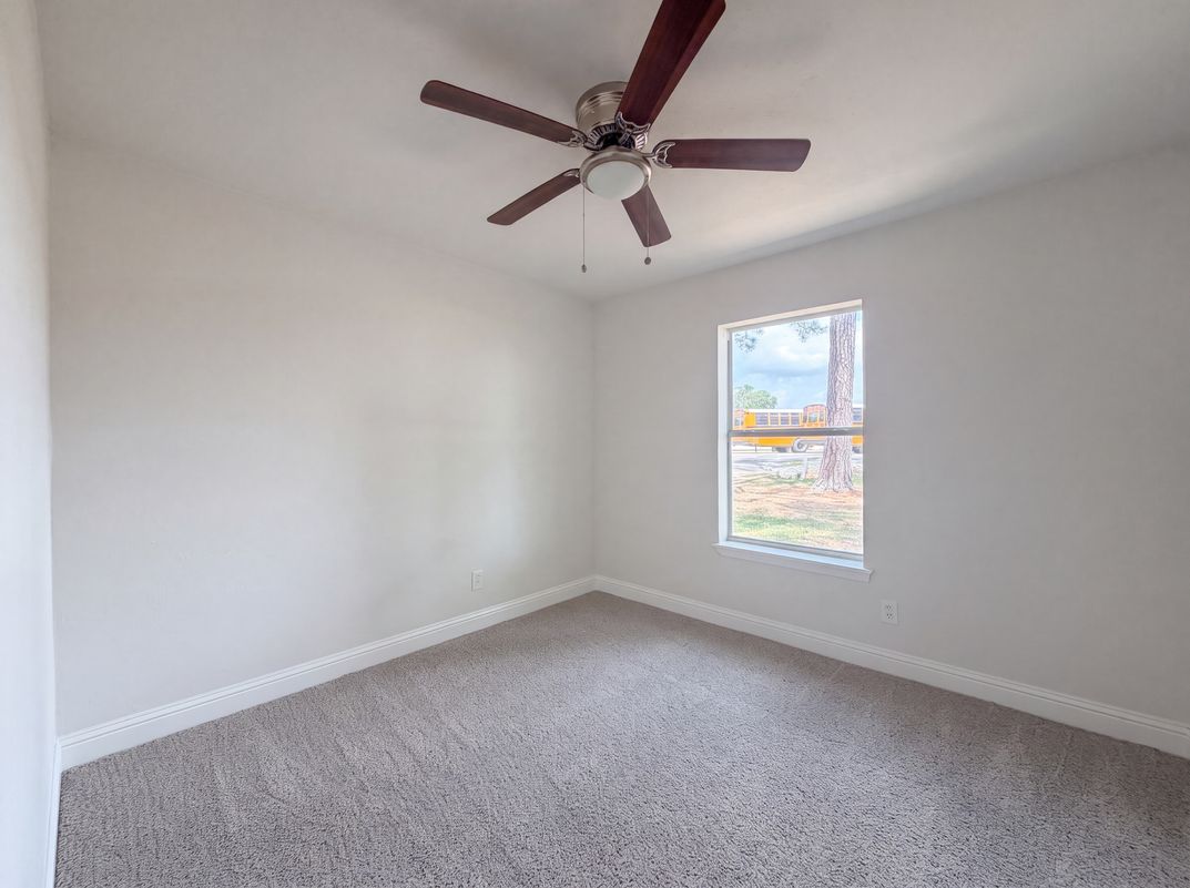 Photo 9 of 21 of 416 Tisdell Ln, Aubrey, TX