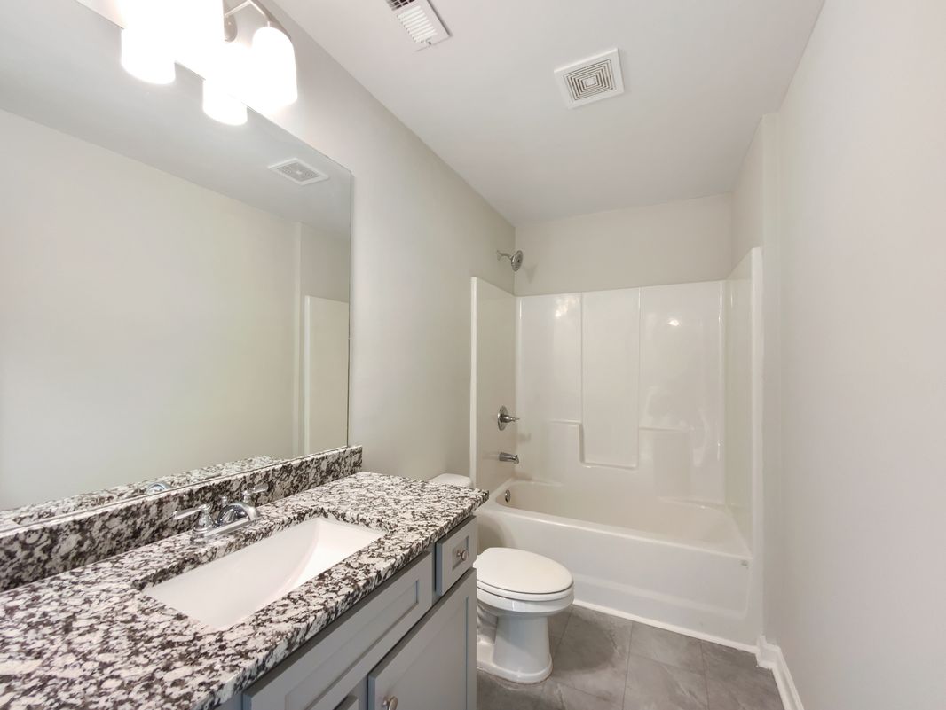 Photo 18 of 22 of 101 Lexington Place Dr, Griffin, GA