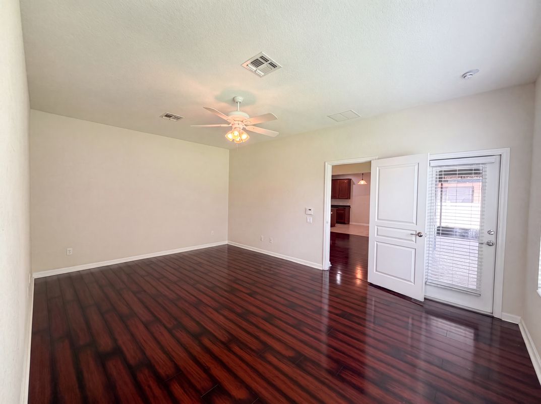 Photo 10 of 36 of 13228 Roskin Ln, Windermere, FL