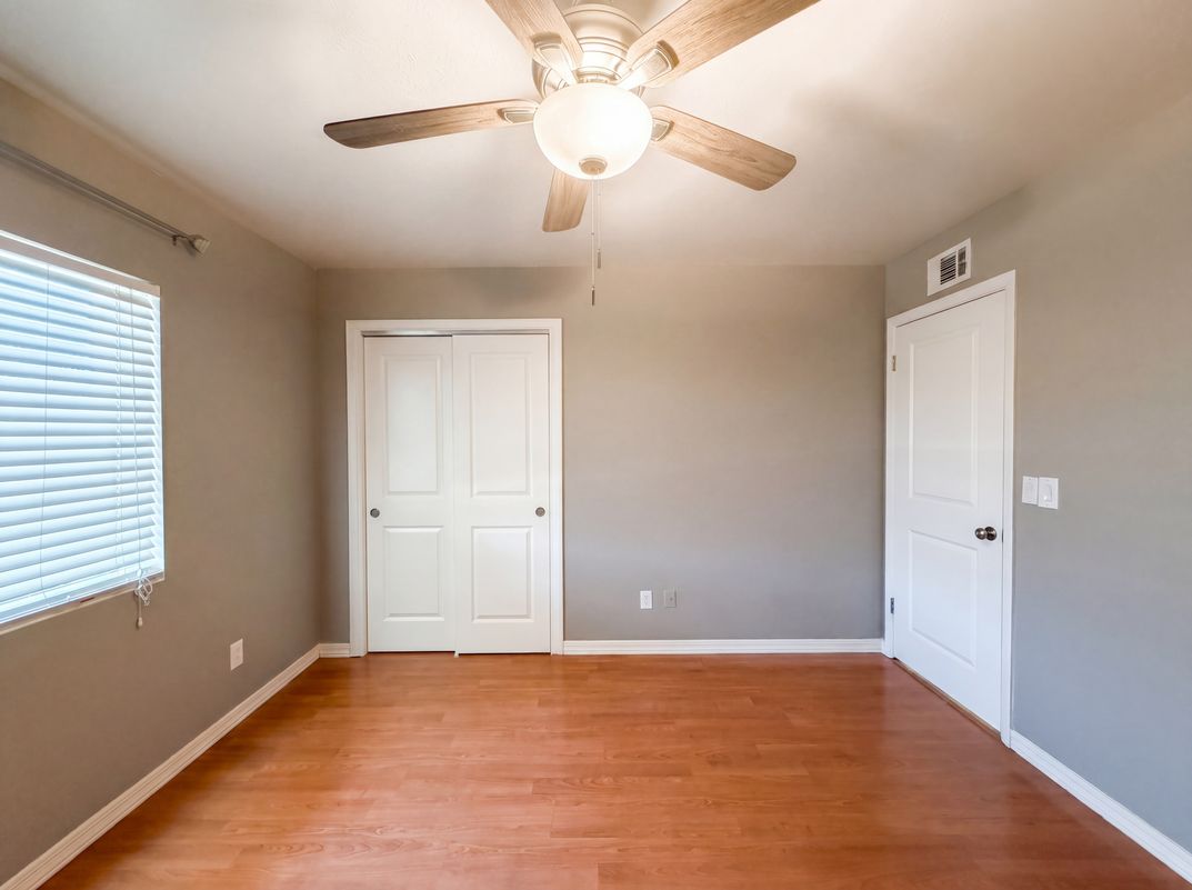 Photo 10 of 22 of 3028 E Marilyn Rd, Phoenix, AZ