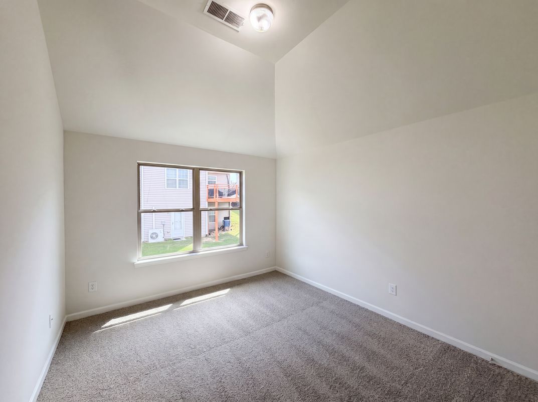 Photo 15 of 27 of 4440 Prather Son Dr, Loganville, GA