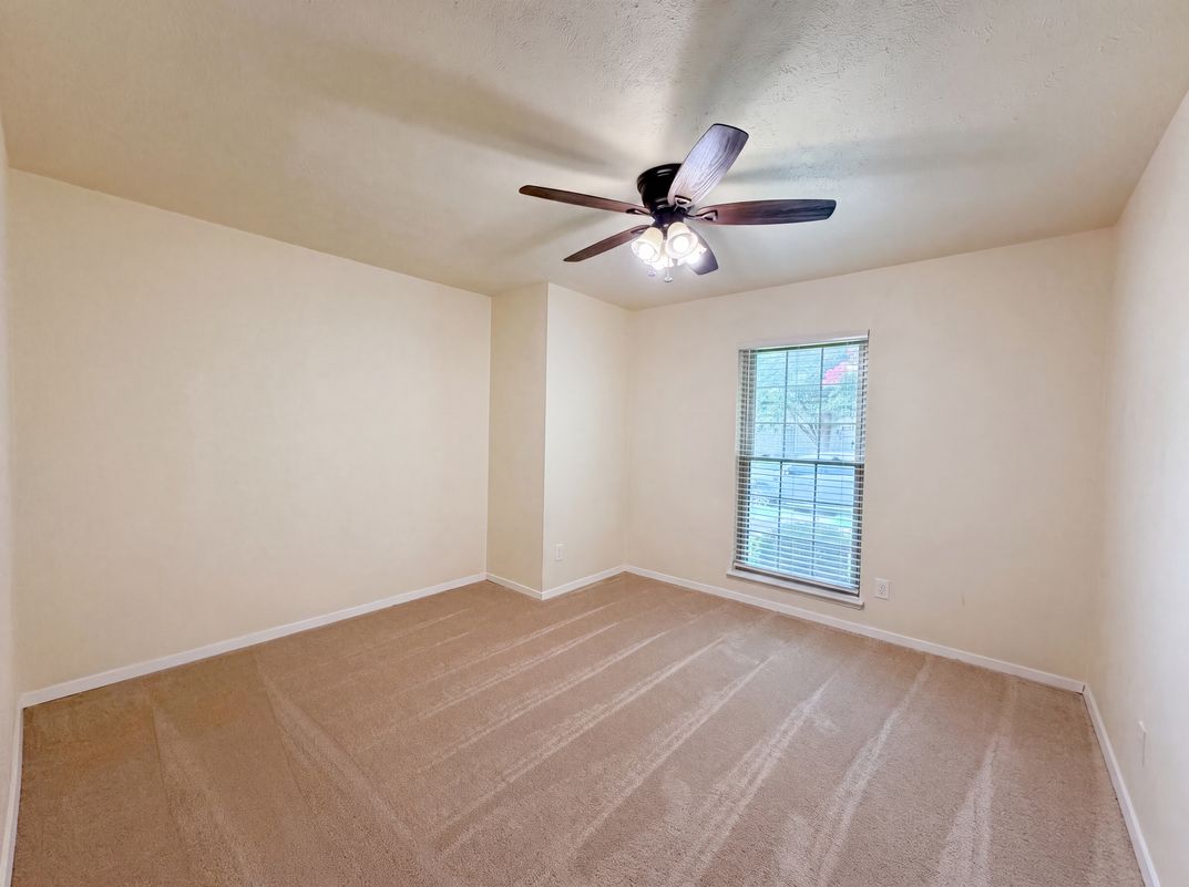 Photo 16 of 28 of 530 Shadowcrest Ln, Coppell, TX