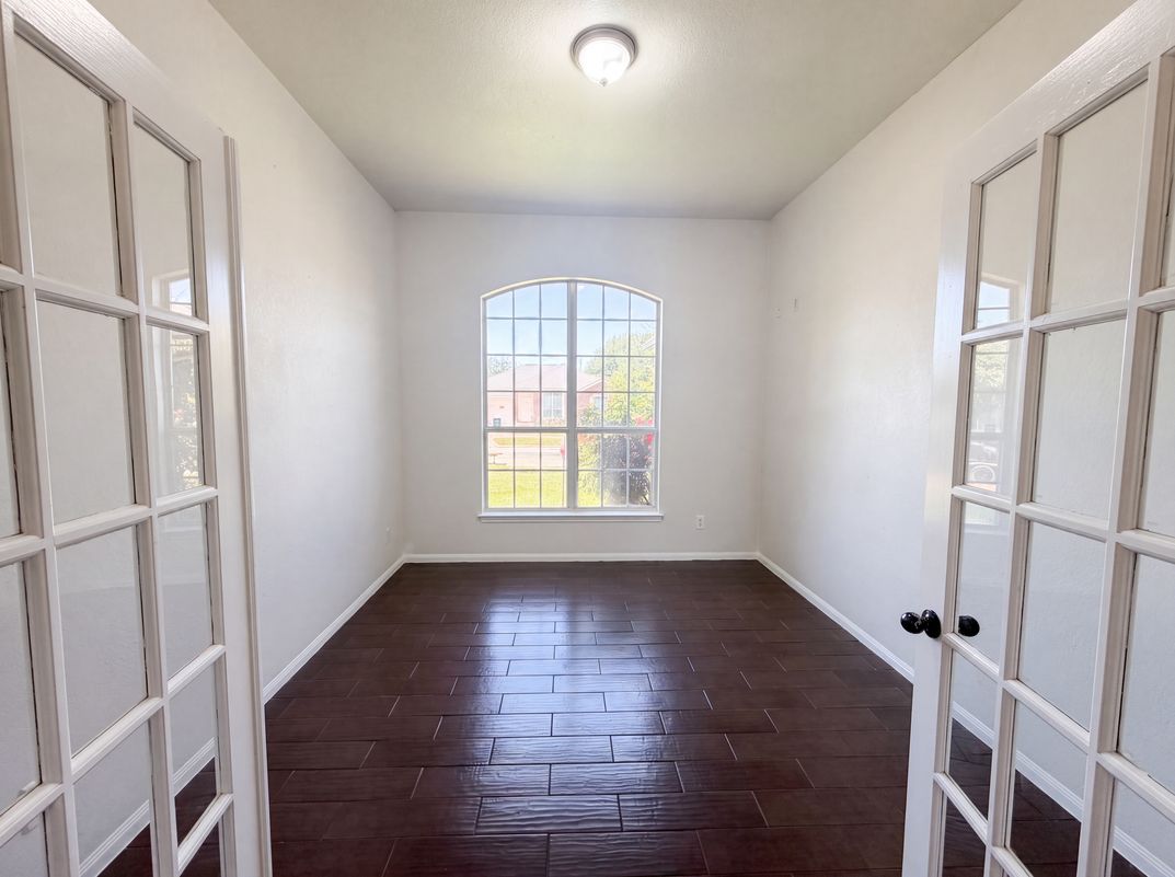 Photo 6 of 19 of 507 Abu Bakar Dr, Killeen, TX
