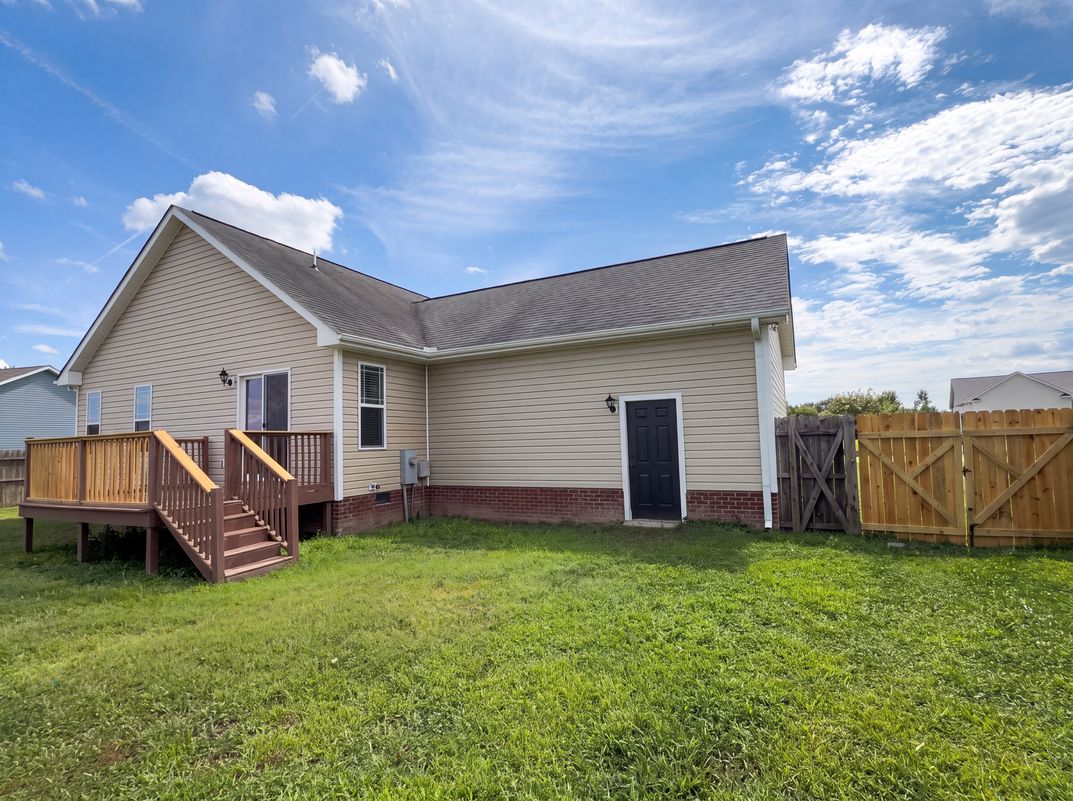 Photo 20 of 22 of 208 Settlers Pointe Dr, Pikeville, NC
