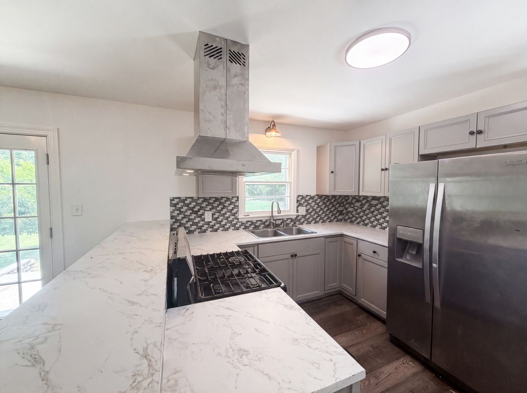 Photo 11 of 17 of 3119 Holbrook Dr SW, Marietta, GA
