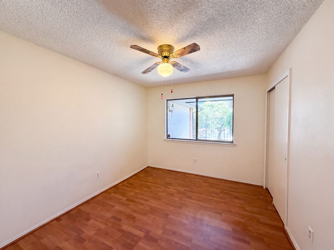 Photo 12 of 22 of 6908 Welton Dr NE, Albuquerque, NM