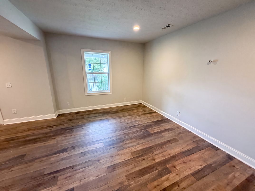 Photo 7 of 21 of 2615 Boulevard Pl, Indianapolis, IN