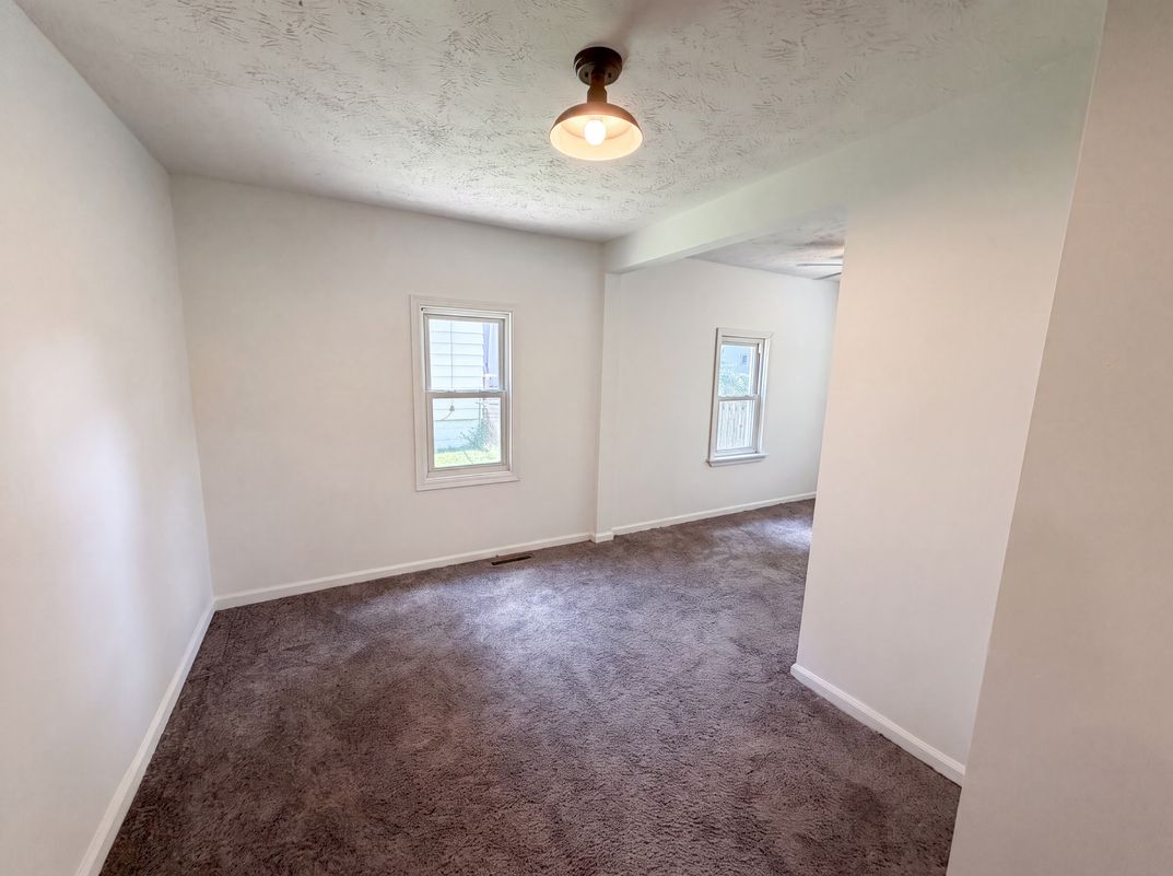 Photo 7 of 20 of 736 Bettes Ave, Akron, OH