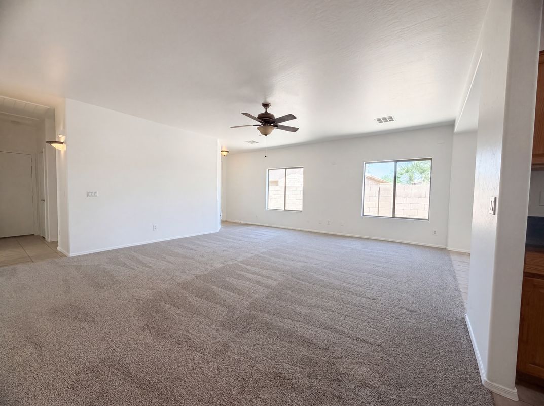 Photo 8 of 17 of 28783 N Sedona Pl, San Tan Valley, AZ