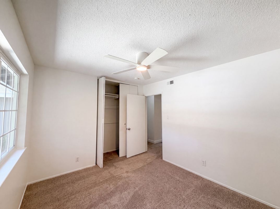 Photo 18 of 41 of 7007 Ursa Pkwy, Sacramento, CA