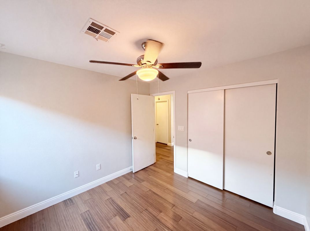 Photo 19 of 39 of 8032 Tailwind Ave, Las Vegas, NV